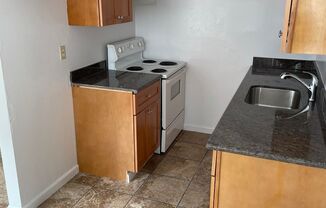 1 bed, 1 bath, $1,400, Unit #4