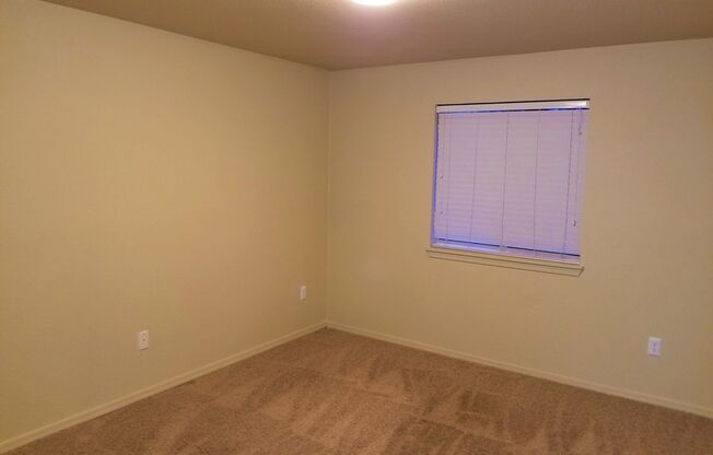 2 beds, 2 baths, $1,700