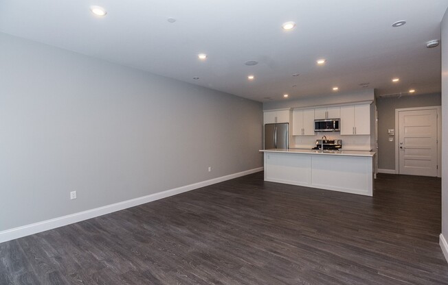 11 MINOT ST