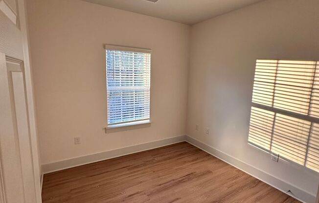 Beautiful Brand New Three Bedroom Apartment!