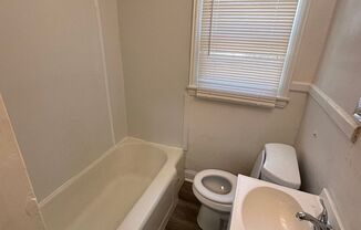 1 bed, 1 bath, $595