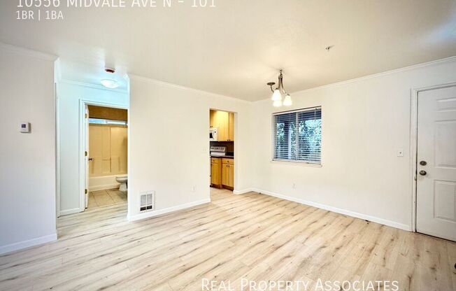 10556 Midvale Ave N #101