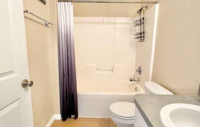 1 bed, 1 bath, $1,150, Unit 281