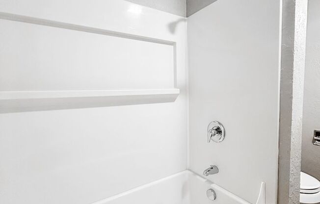 2 beds, 1 bath, 780 sqft, $1,200, Unit SC821