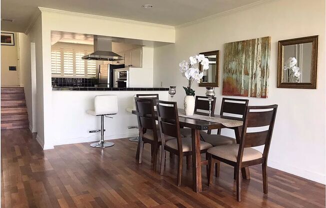 Stunning apartment in Baldwin Hills