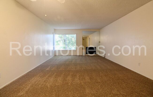 Mission Valley, 10225 Caminito Cuervo #143- Secured building! Close to shops and restaurants!