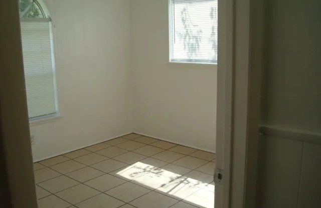 4530 EL SIMPATICO ST