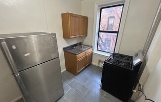 1 bed, 1 bath, $1,850, Unit 2I