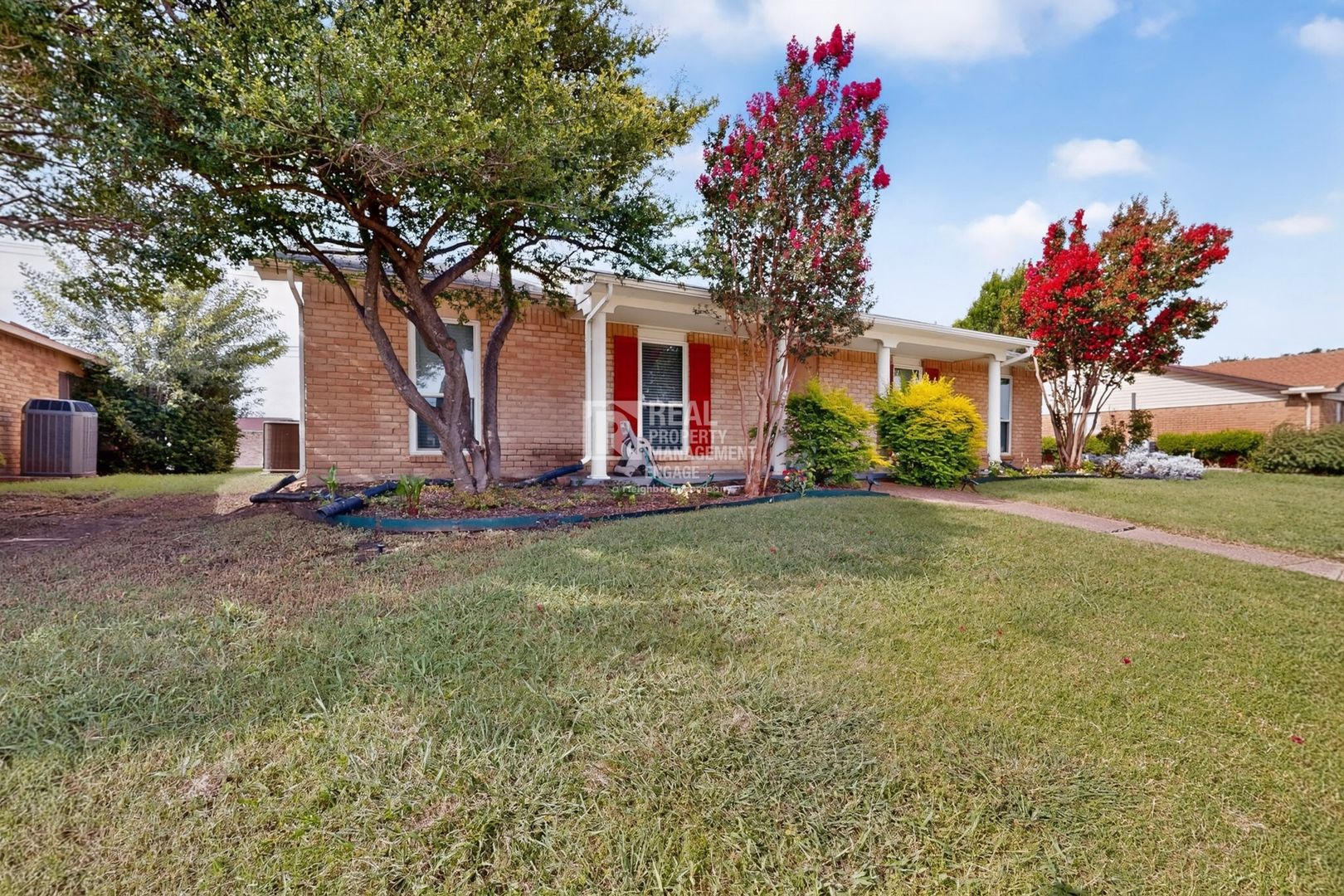 Single Story 3-Bedroom Home in Plano Available for Rent