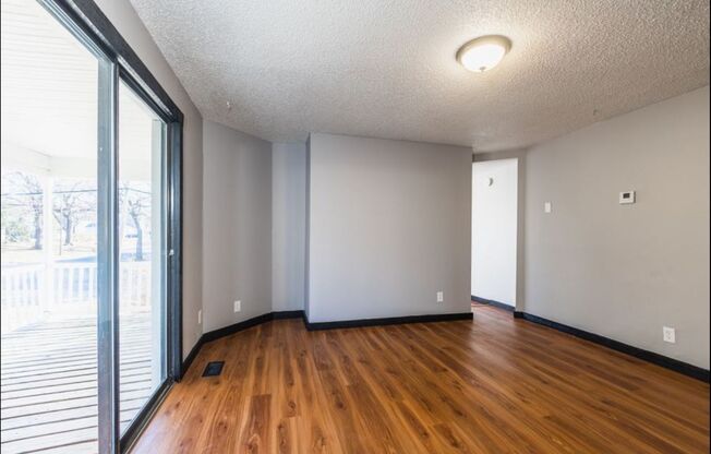 Studio, 1 bath, 500 sqft, $670, Unit #1