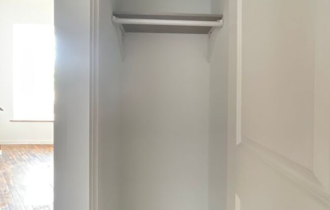 1 bed, 1 bath, 700 sqft, $1,595, Unit Unit 322 (Loft)