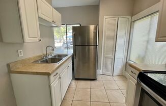 1 bed, 1 bath, 800 sqft, $1,899, Unit 1