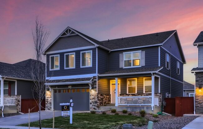 Beautiful 5 Bed Home in Raindance