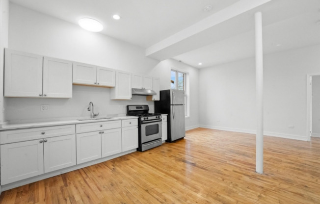 1309 S KOMENSKY AVE