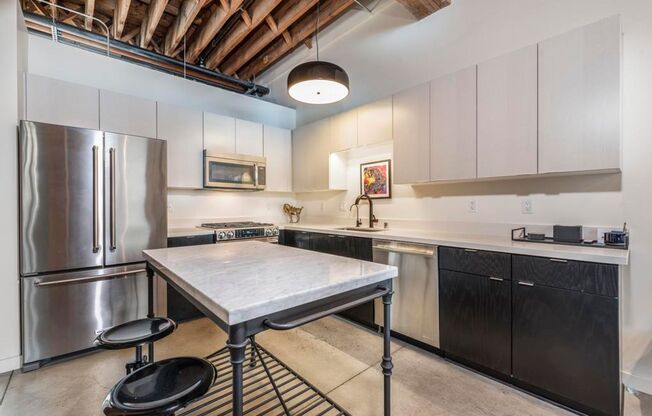 2 beds, 2 baths, 1,311 sqft, $4,900, Unit 527 Molino Unit 107