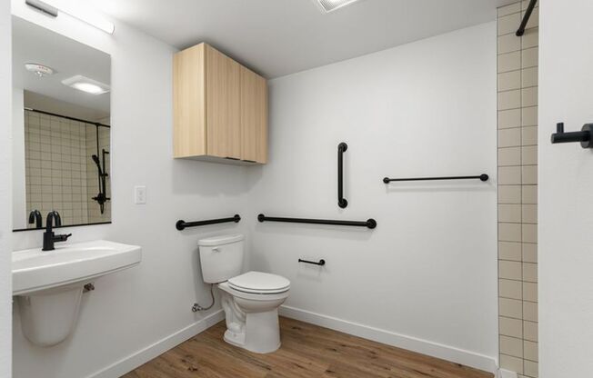 Studio, 1 bath, 305 sqft, $1,650, Unit 512