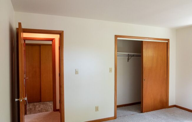 1 bed, 1 bath, 775 sqft, $1,125, Unit 1593H