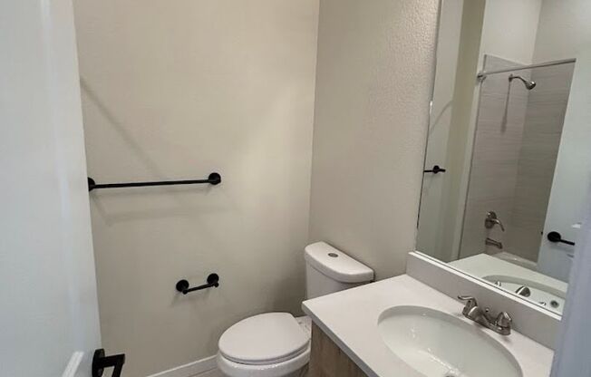 2 beds, 2 baths, 720 sqft, $1,899, Unit 820 #312