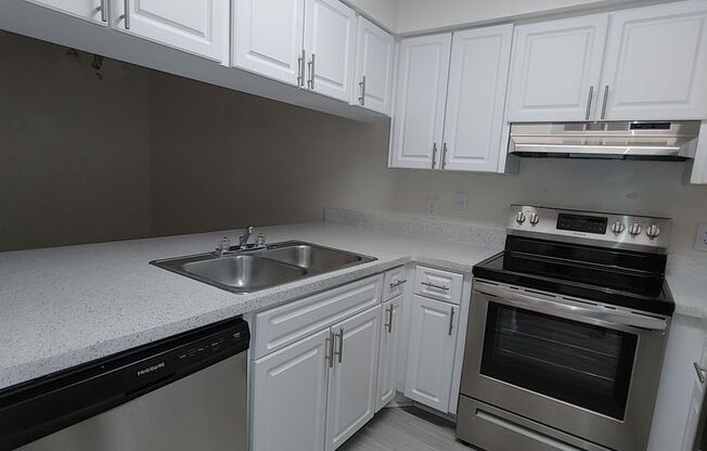 3 beds, 2.5 baths, 1,208 sqft, $1,600, Unit CW1101