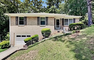 1012 BELLE MEADE DR