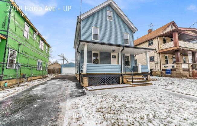 2209 HOOD AVE