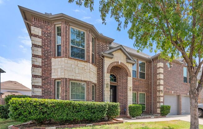 5 bedroom, 3 bath home in highly sought after Villages At Spring Lake Community