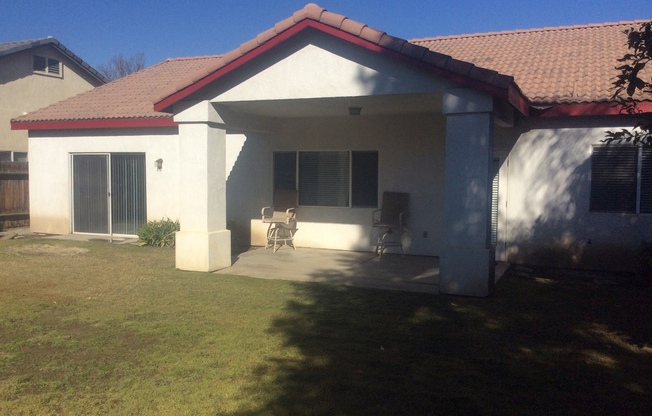 4 beds, 2 baths, $2,500