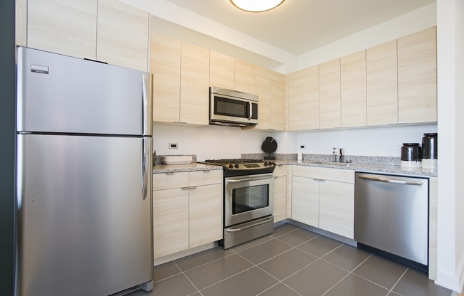 1 bed, 1 bath, 675 sqft, $4,426, Unit 640E