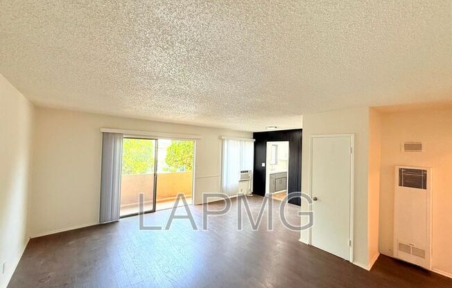 215 S RAMONA AVE