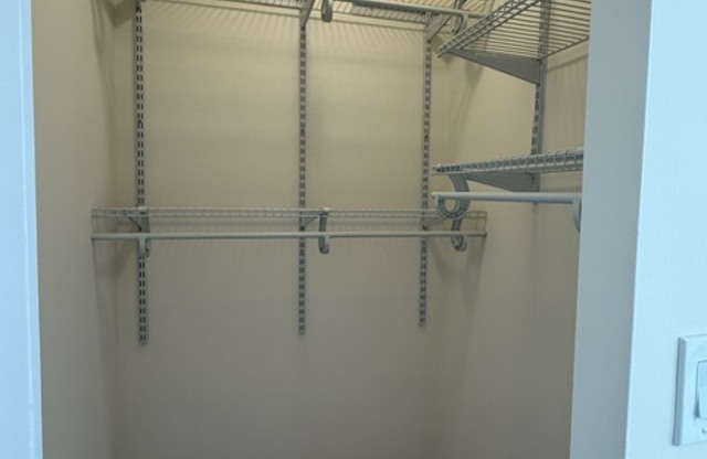 2 beds, 2 baths, 1 sqft, $6,450, Unit 22B
