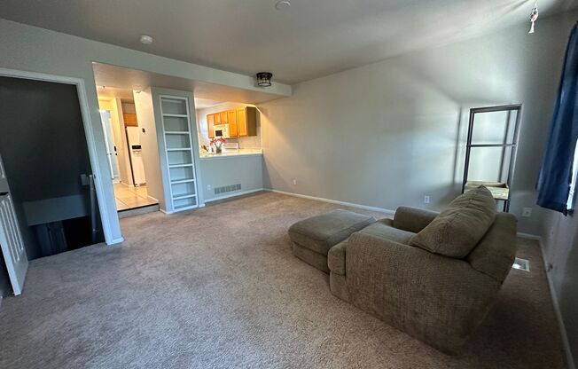 Beautiful 3 Bed 2.5 Bath Townhouse in NW Fort Collins!