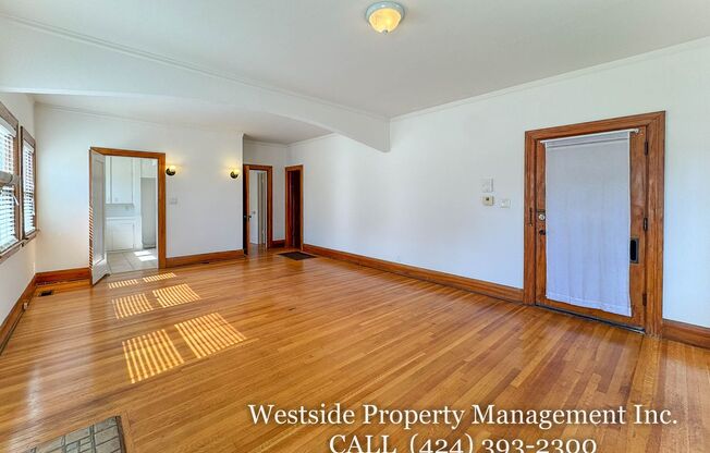 1317 1/2 N STANLEY AVE