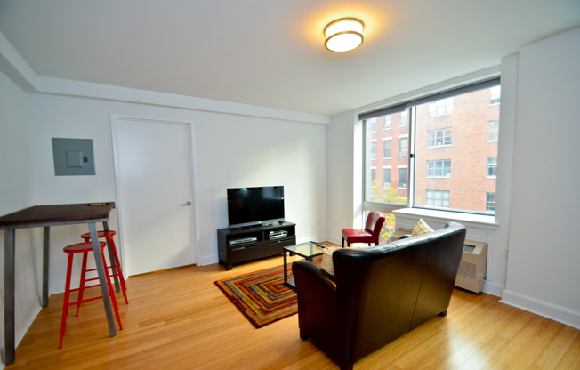 1 bed, 1 bath, 475 sqft, $4,250, Unit 4AS