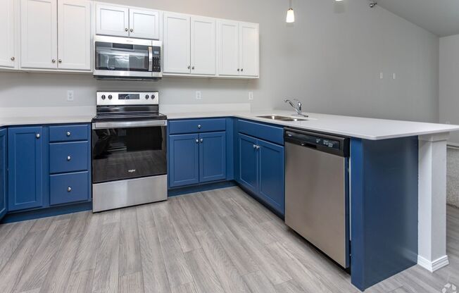 3 beds, 2 baths, 1,263 sqft, $1,525, Unit 4711-231