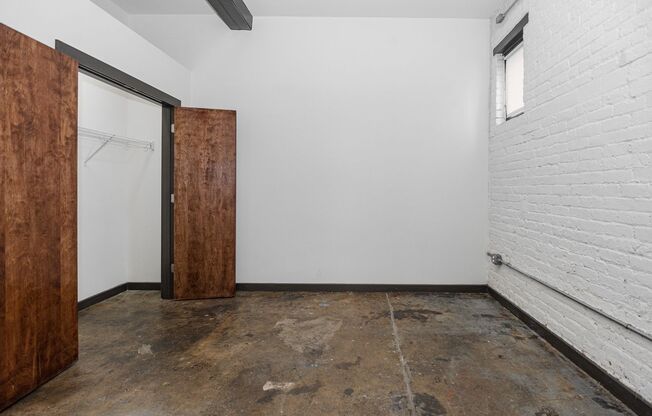 703 N Harrison St./410 Hancock St.