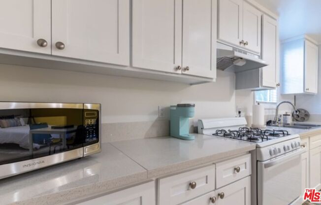 2417 57 ST