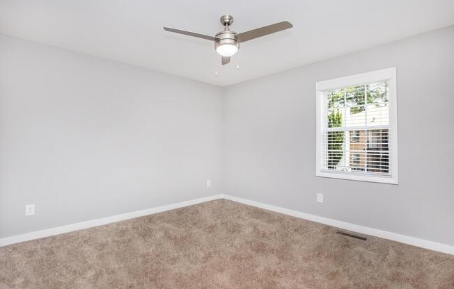 1 bed, 1 bath, 939 sqft, $1,675