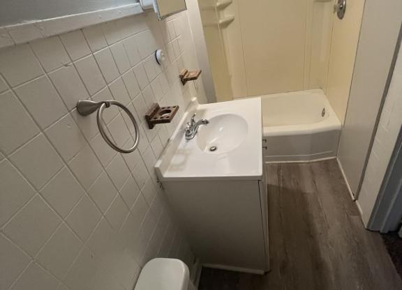 1 bed, 1 bath, 650 sqft, $865