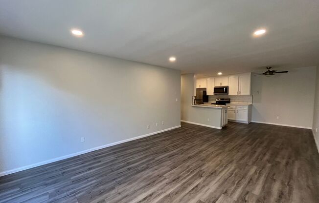 1 bed, 1 bath, 695 sqft, $1,998, Unit 317