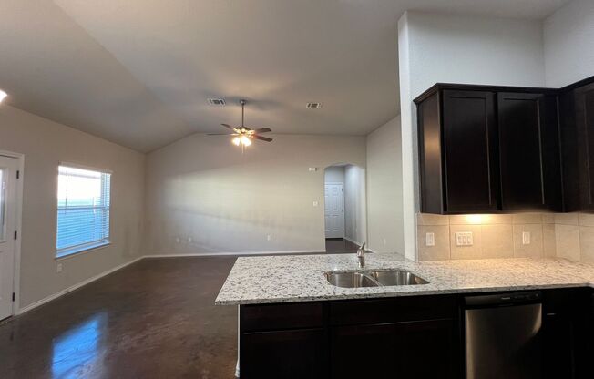 3 beds, 2 baths, $1,295, Unit 1141 Stanley Way