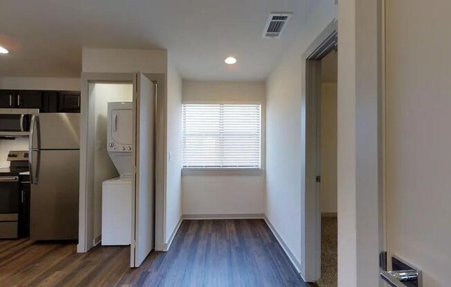 1 bed, 1 bath, 655 sqft, $1,150, Unit 210