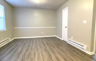 2 beds, 1 bath, 700 sqft, $1,400, Unit 5