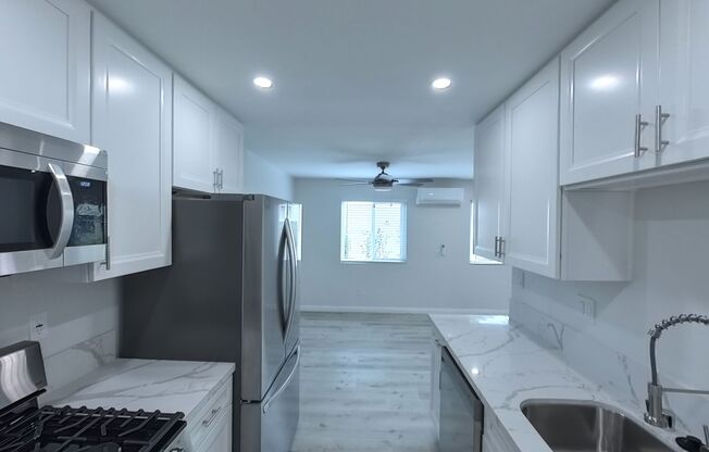 BS - 12705 Laurel Street