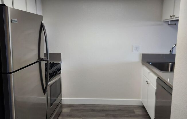 1 bed, 1 bath, 725 sqft, $1,995, Unit 204