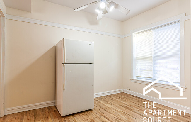 3525 N Broadway St, Chicago IL 1W