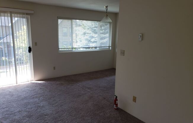 HHillCMQ -REF (Hillcrest Apartments)