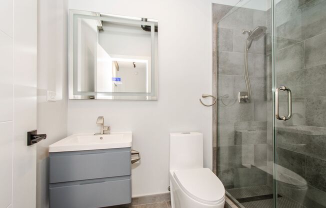 2 beds, 1 bath, 570 sqft, $2,500, Unit 501