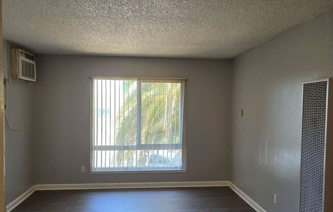 Woodcrest Apartments
