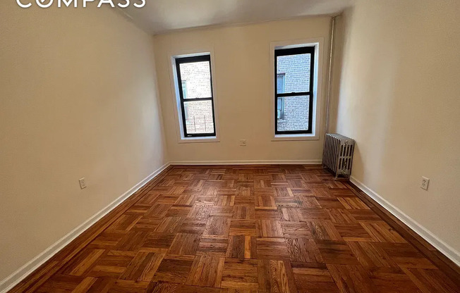 32 48 30 ST