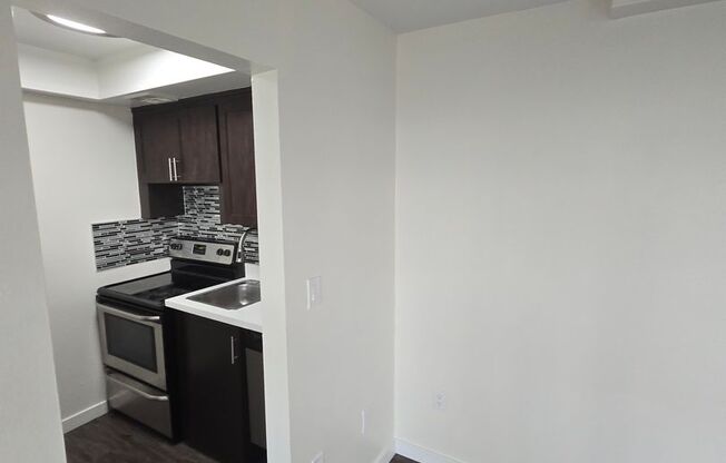 Studio, 1 bath, 590 sqft, $1,952, Unit 134
